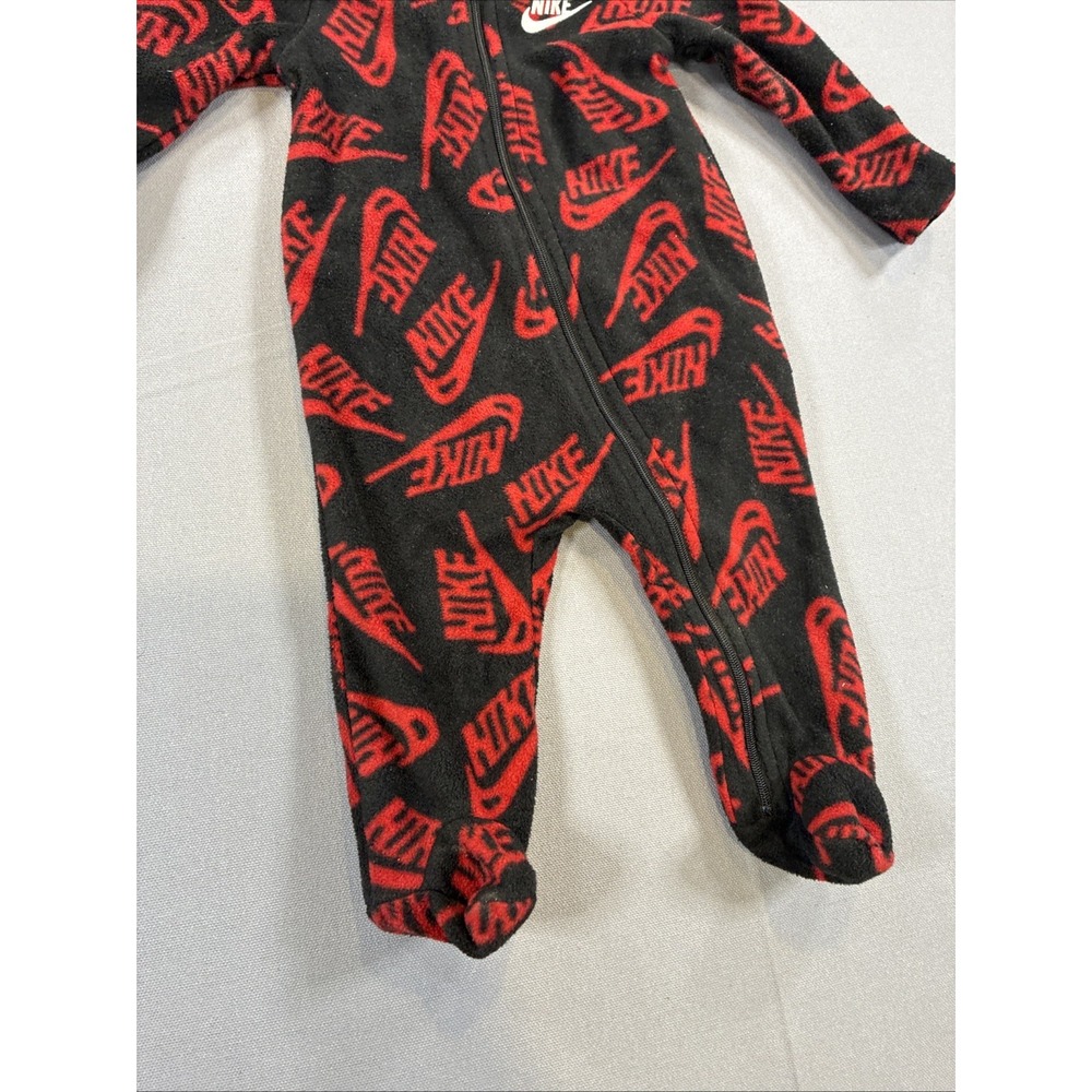 Nike 3 Month One Piece Zip Up Sleeper Red Black Footed Mittens - Picture 5 of 7